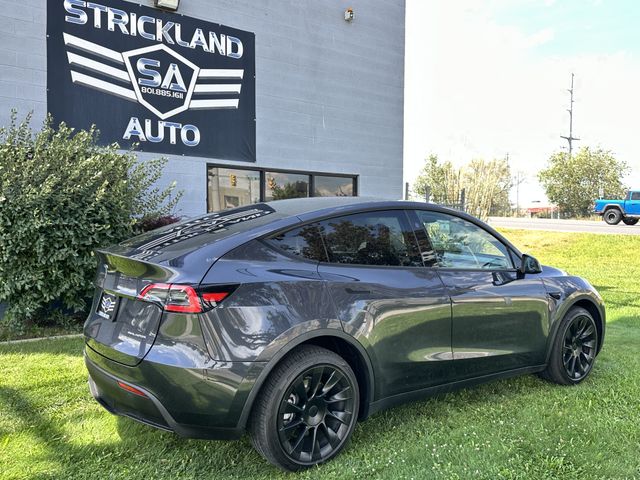 2024 Tesla Model Y Long Range