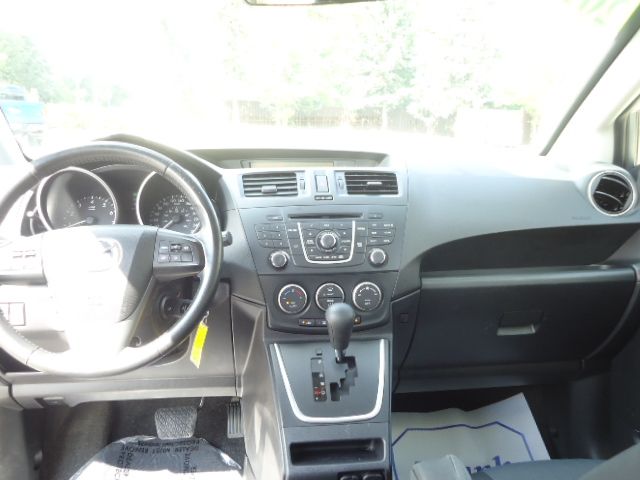 2013 Mazda MAZDA5 Touring