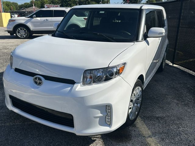 2014 Scion xB 5-Door Wagon 4-Spd AT