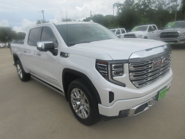 2022 GMC Sierra 1500 Denali Crew Cab Short Box 4WD