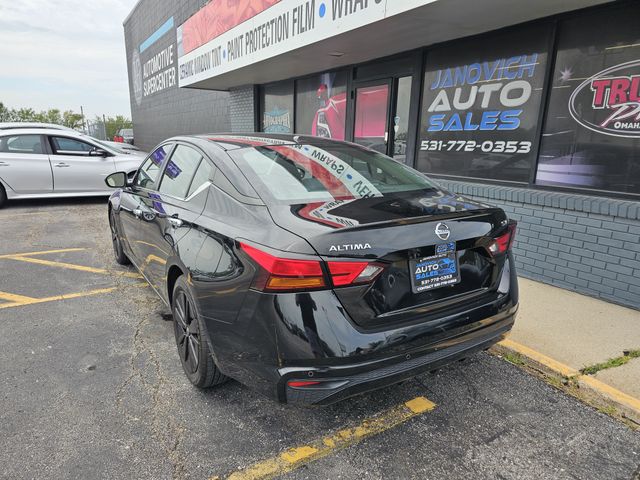 2021 Nissan Altima 2.5 SV