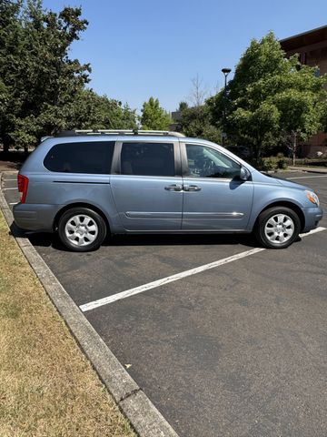 2008 Hyundai Entourage GLS
