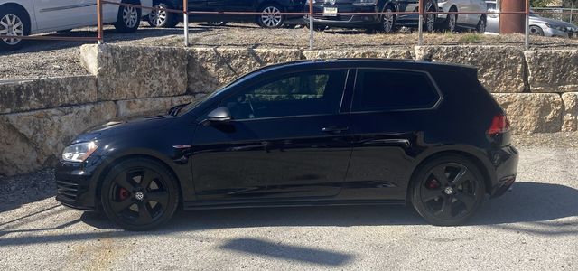 2015 Volkswagen GTI S 6M 2-Door