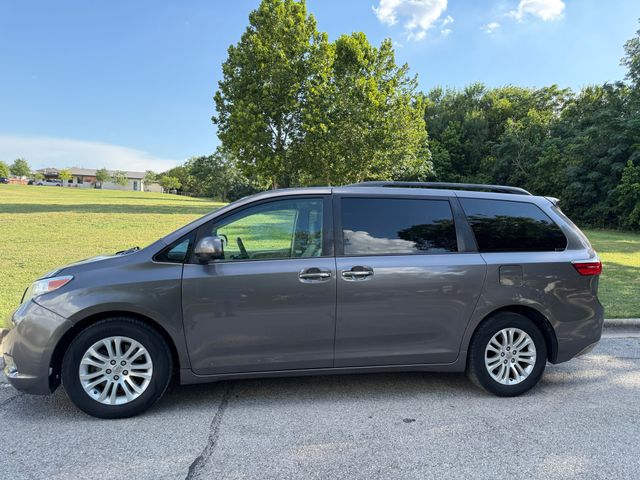 2015 Toyota Sienna Limited Premium FWD 8-Passenger V6