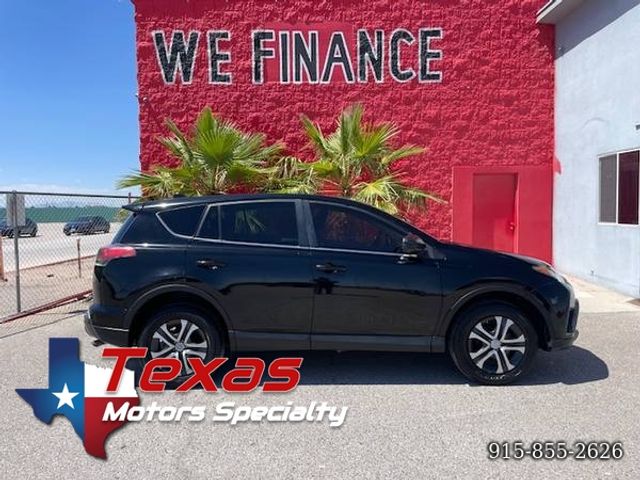 2018 Toyota RAV4 LE FWD