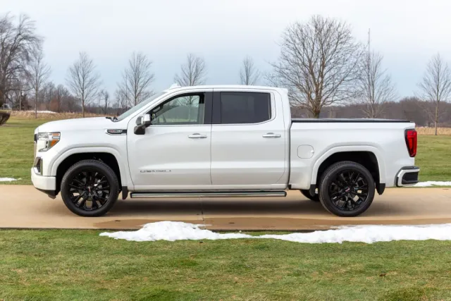 2020 GMC Sierra 1500 Denali Crew Cab Long Box 4WD