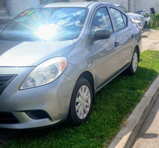 2013 Nissan Versa 1.6 S Plus