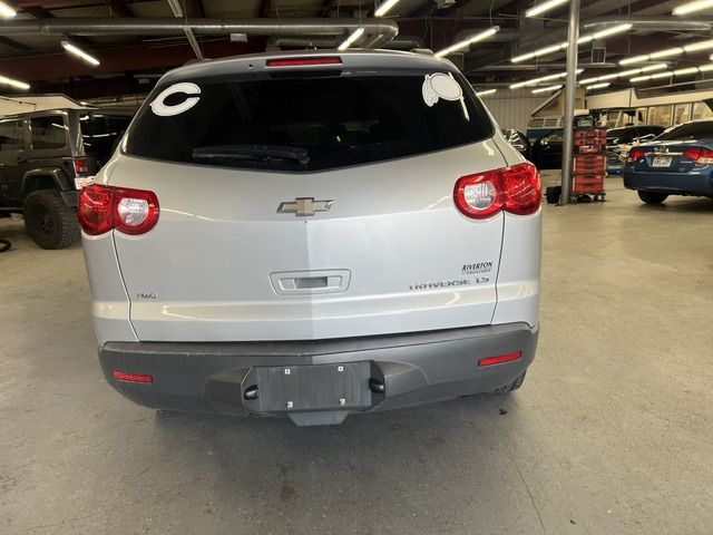 2011 Chevrolet Traverse LS AWD w/PDC