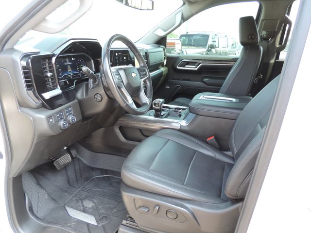 2022 Chevrolet Silverado 1500 LTZ Crew Cab 4WD