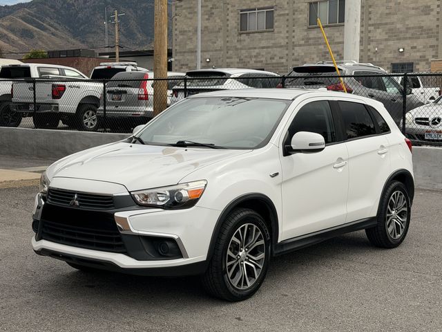2017 Mitsubishi Outlander Sport 2.0 ES 4WD 