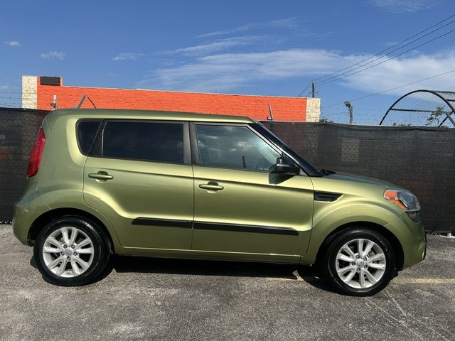 2013 Kia Soul +