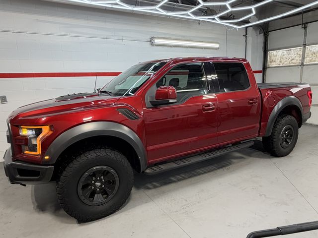 2017 Ford F-150 Raptor SuperCrew 4WD