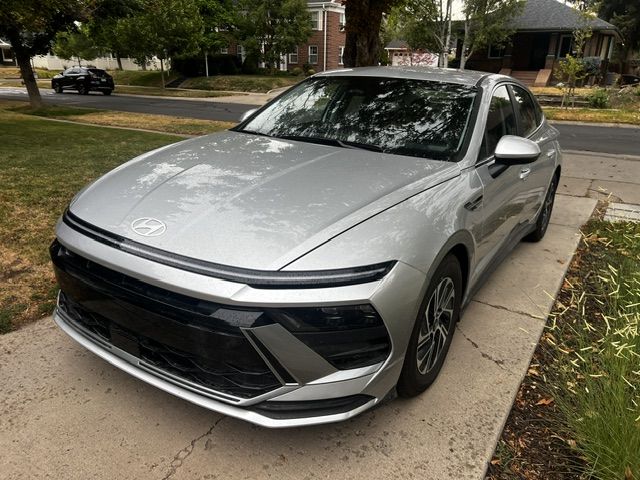 2026 Hyundai Sonata Hybrid Blue