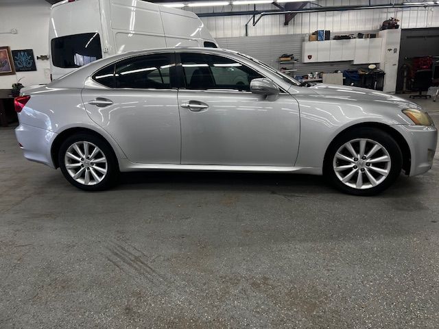 2009 Lexus IS IS 250 AWD 6-Speed Sequential