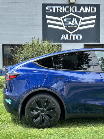 2025 Tesla Model Y Long Range