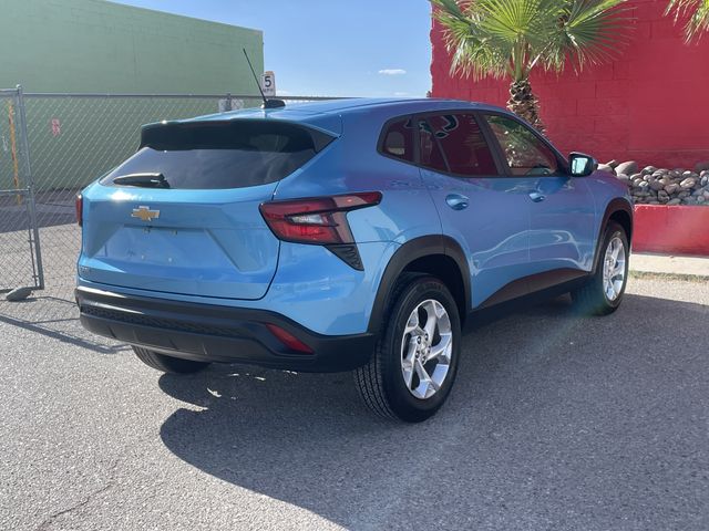 2025 Chevrolet Trax LS