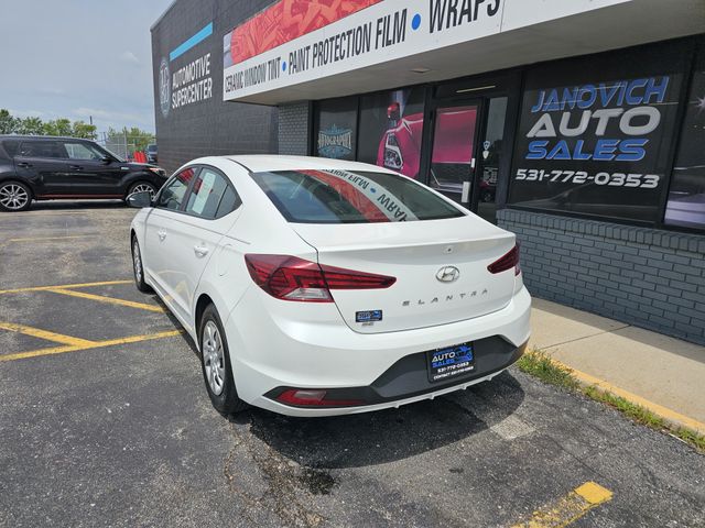 2019 Hyundai Elantra SE 6M