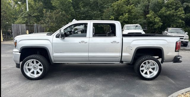 2018 GMC Sierra 1500 Denali Crew Cab Short Box 4WD