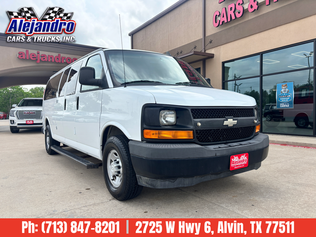 2017 Chevrolet Express LS 3500 Extended Passenger Van