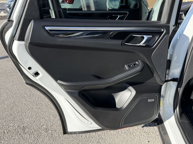 2018 Porsche Macan S