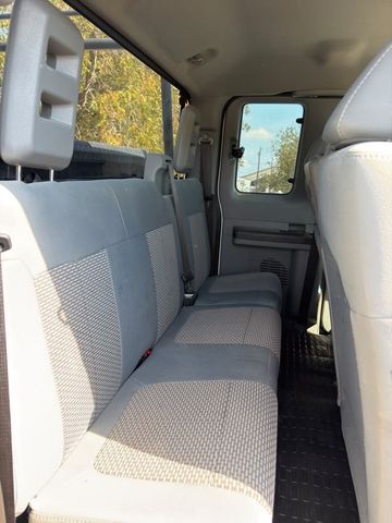 2011 Ford F-250 SD XLT SuperCab Long Bed 2WD