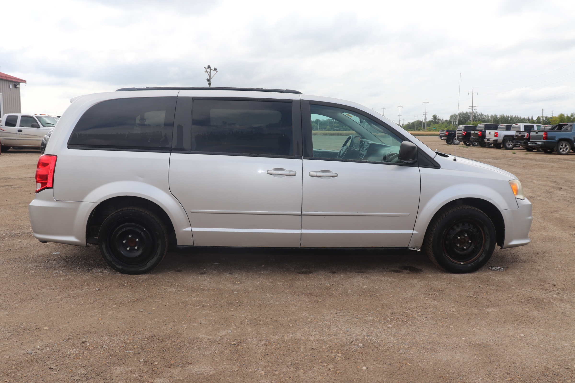 2011 Dodge Grand Caravan (R)(D)(7) Express - 4