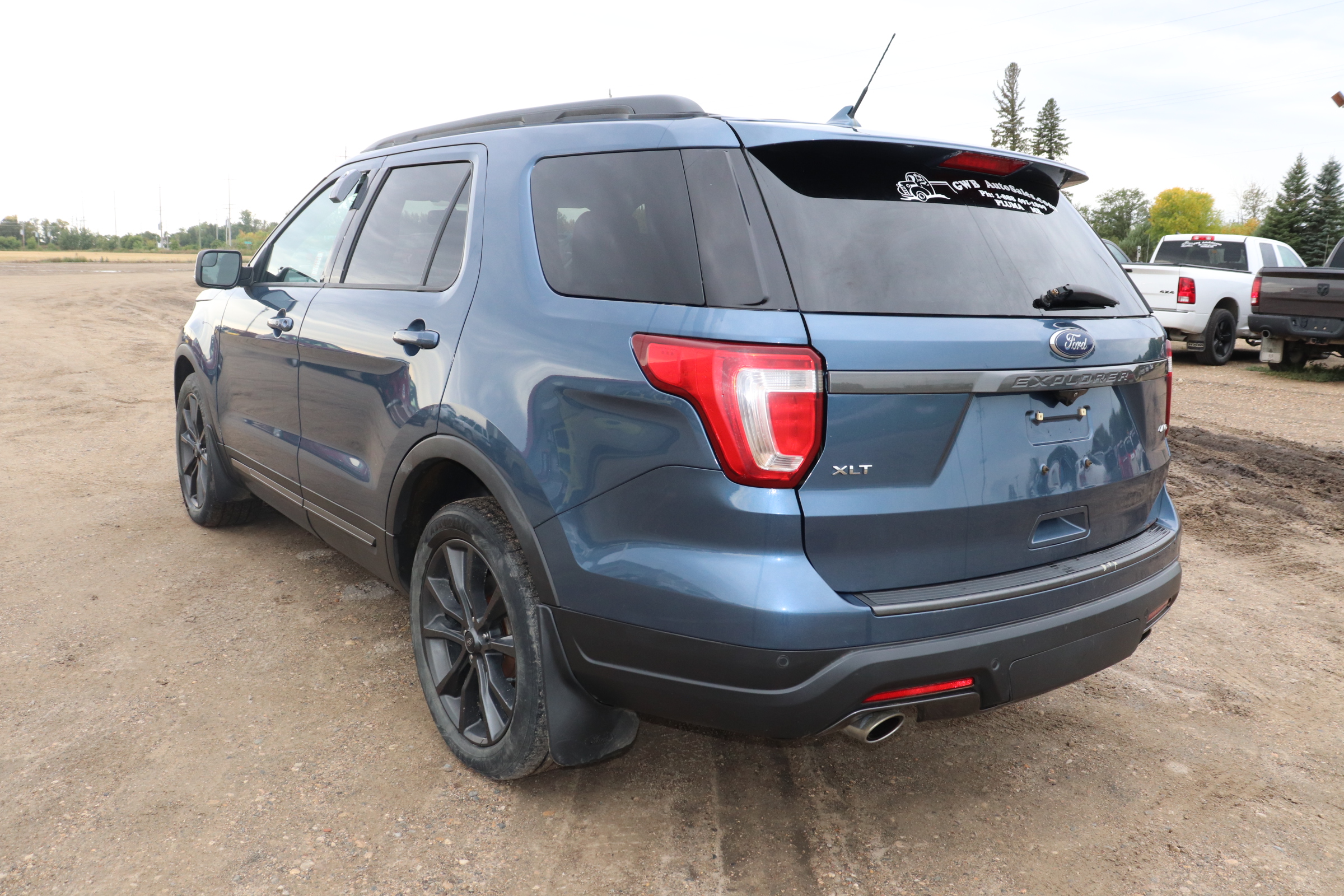 2018 Ford Explorer (R)(I)(6) XLT 4WD - 6