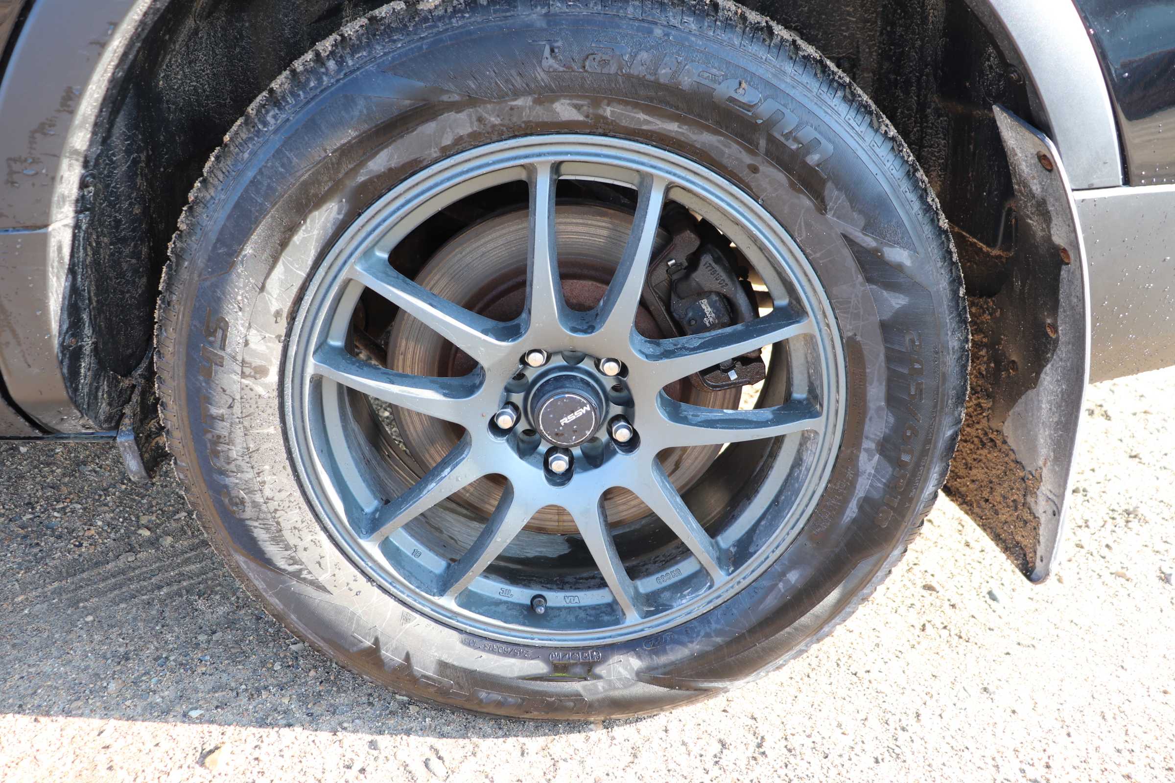 2017 Ford Explorer (R)(P)(7) Limited 4WD - 14
