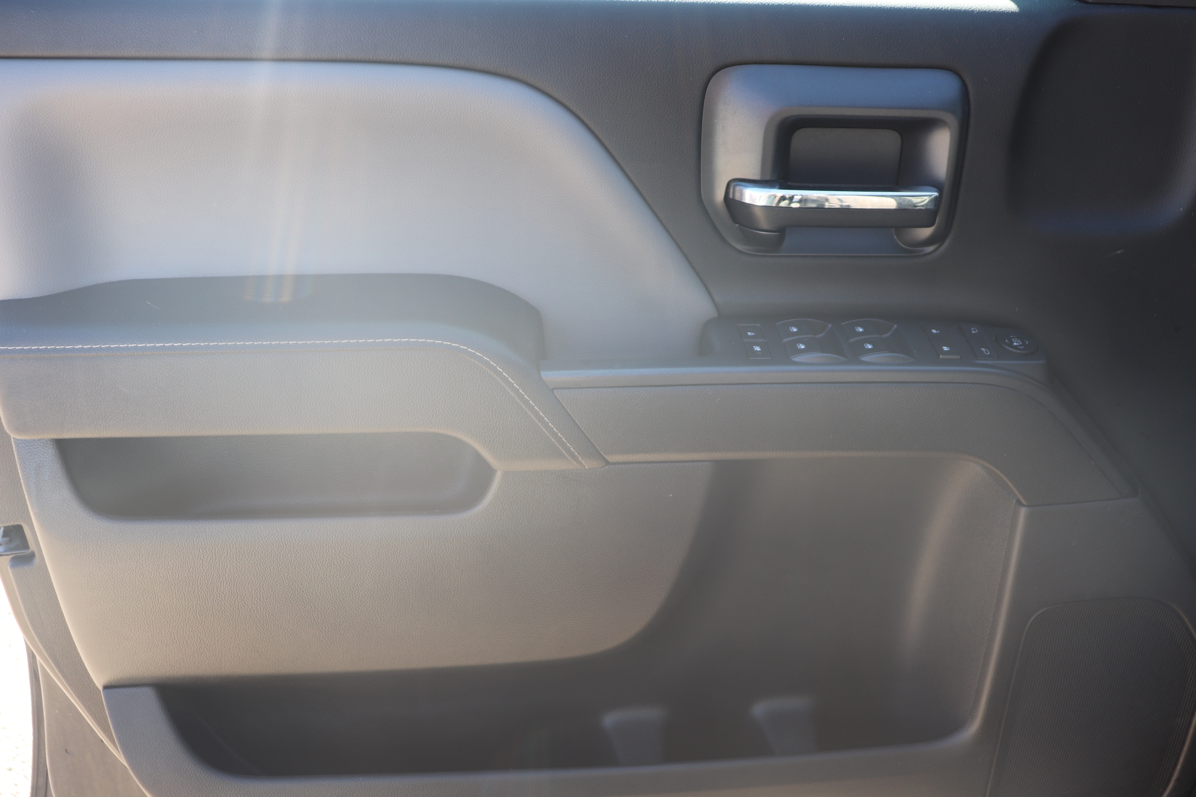 2015 GMC Sierra 1500 (G)(S)(5) Base Double Cab 4WD - 10