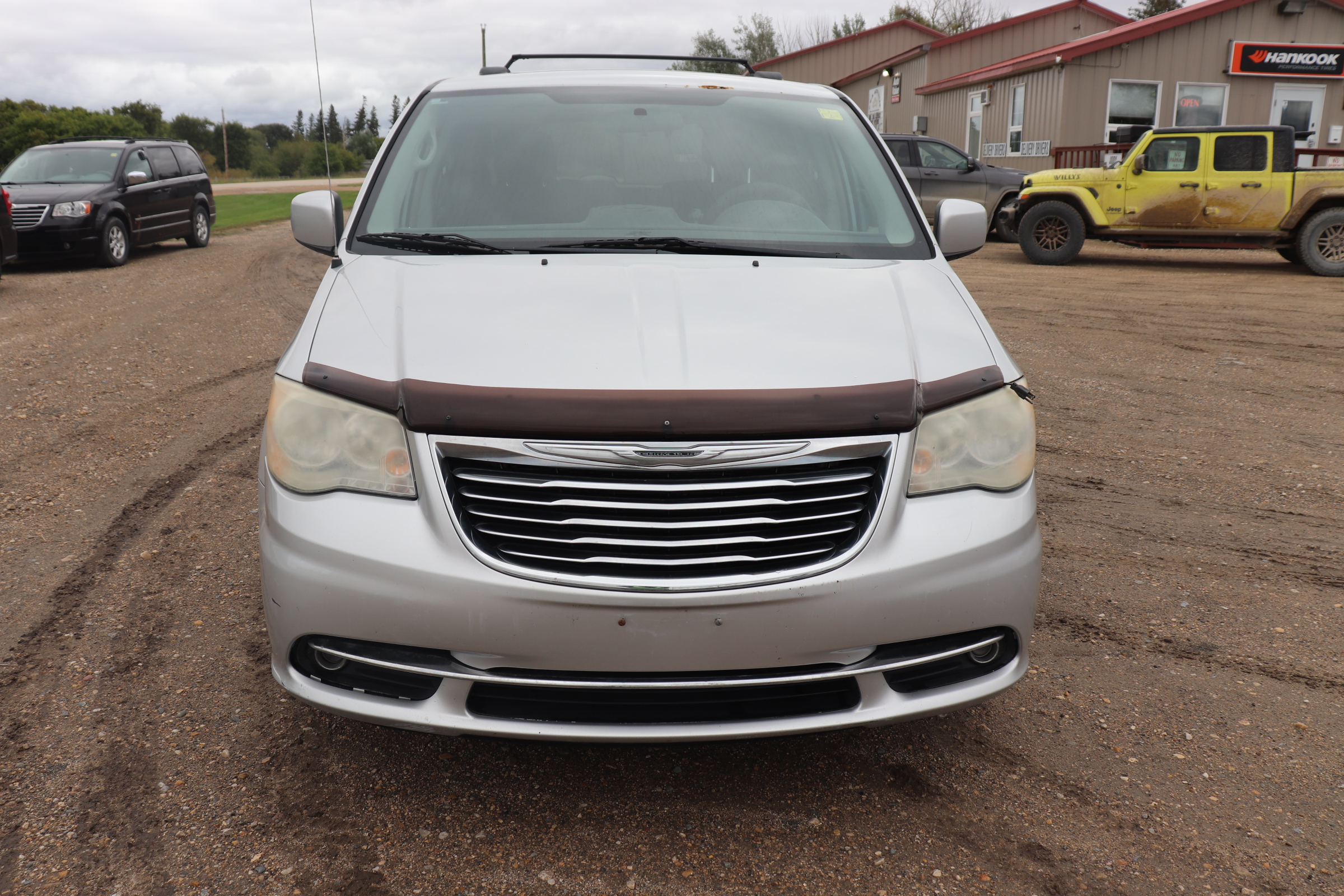 2012 Chrysler Town & Country (R)(E)(7) Touring - 3