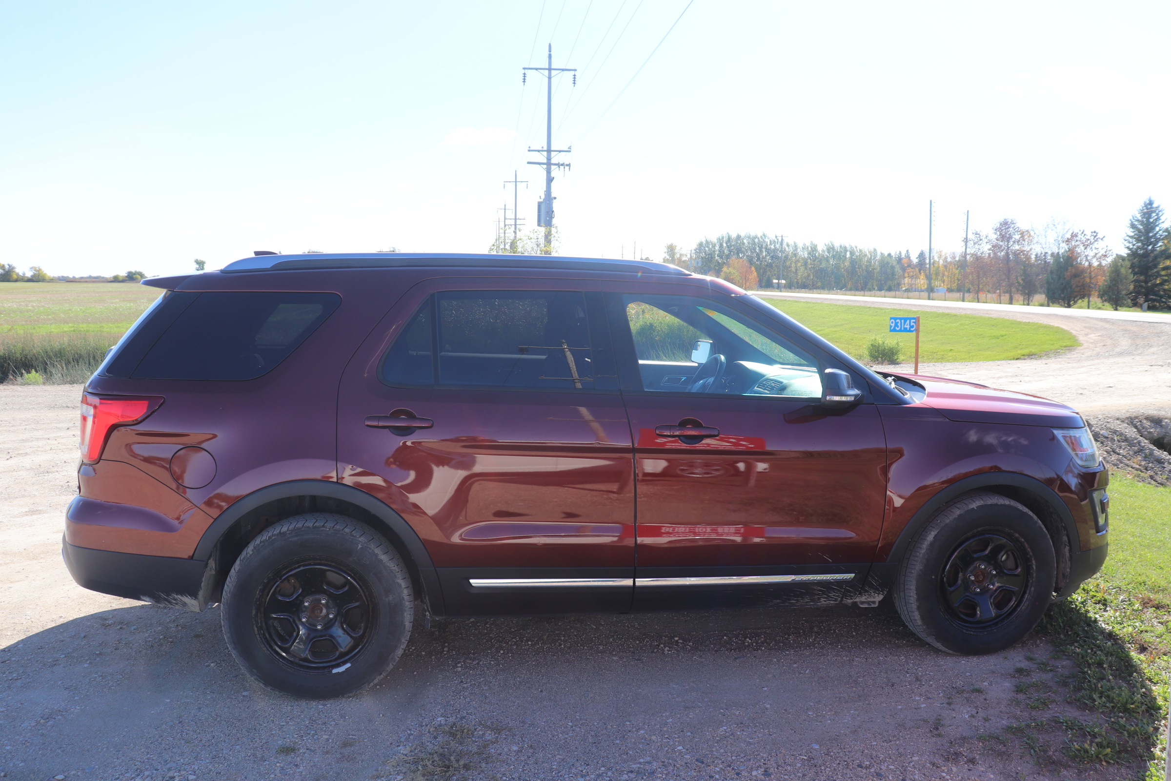 2016 Ford Explorer (R)(I)(7) XLT 4WD - 4