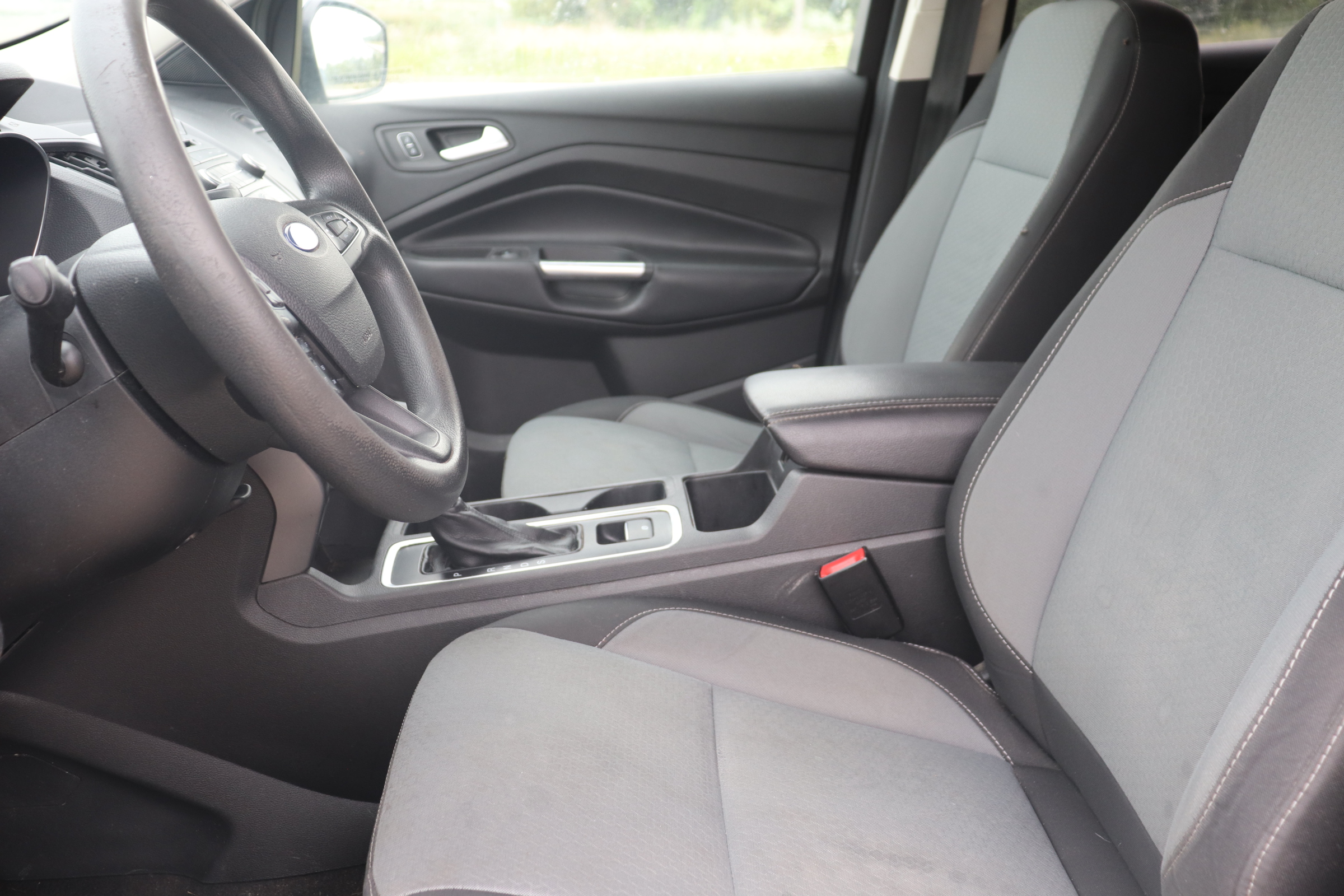 2018 Ford Escape (R)(G)(5) SE FWD - 11