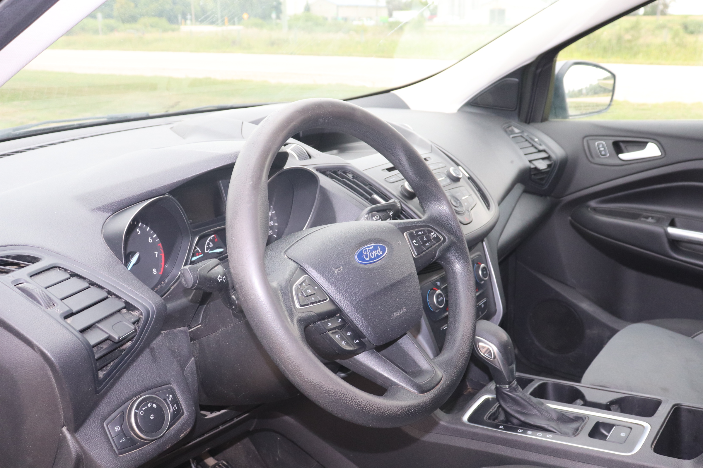 2018 Ford Escape (R)(G)(5) SE FWD - 10