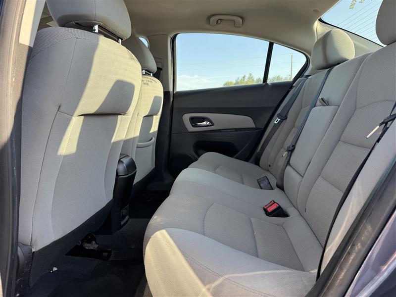 2013 Chevrolet Cruze (R)(D)(5) 1LT Auto - 14