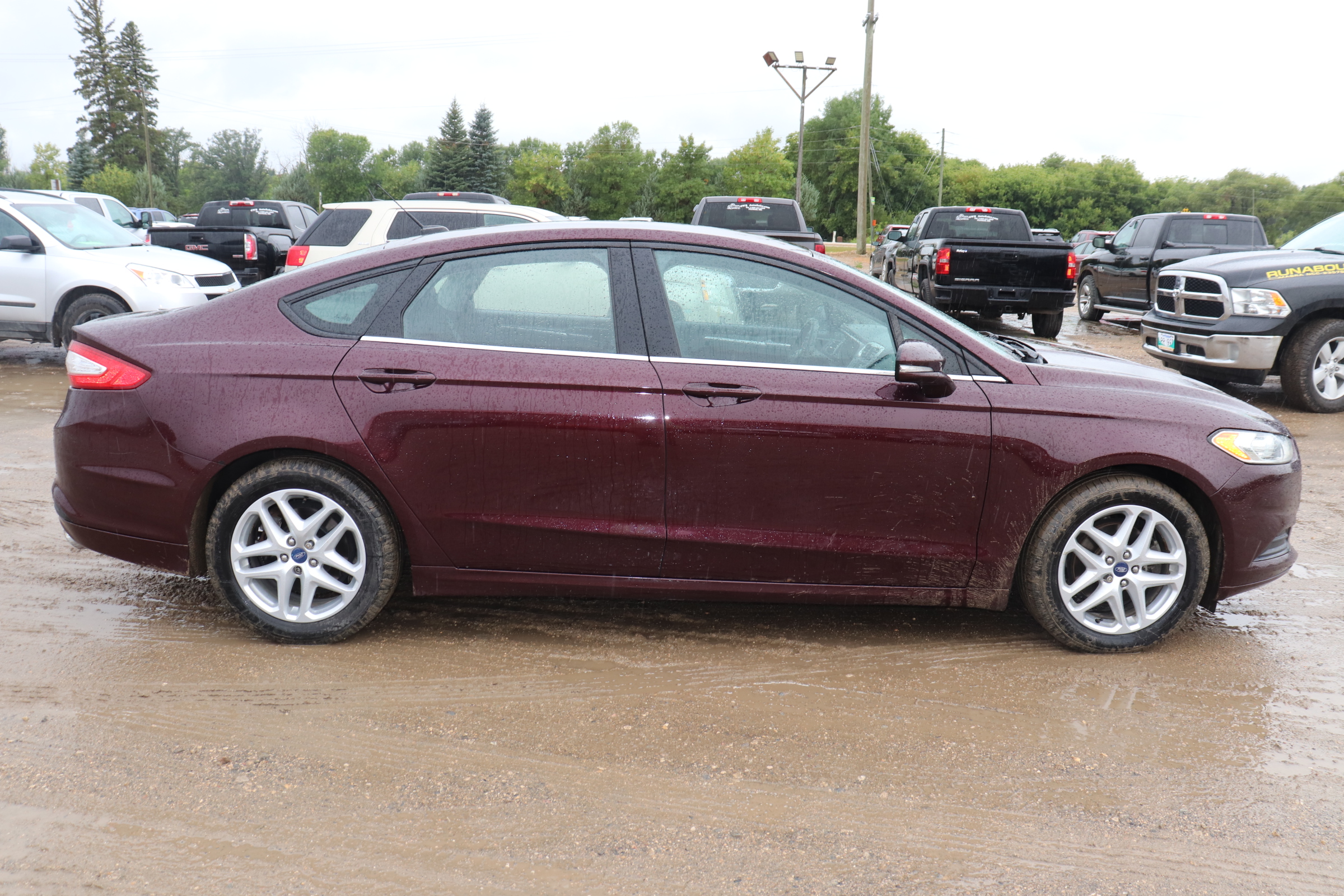 2013 Ford Fusion (R)(G)(5) SE - 6