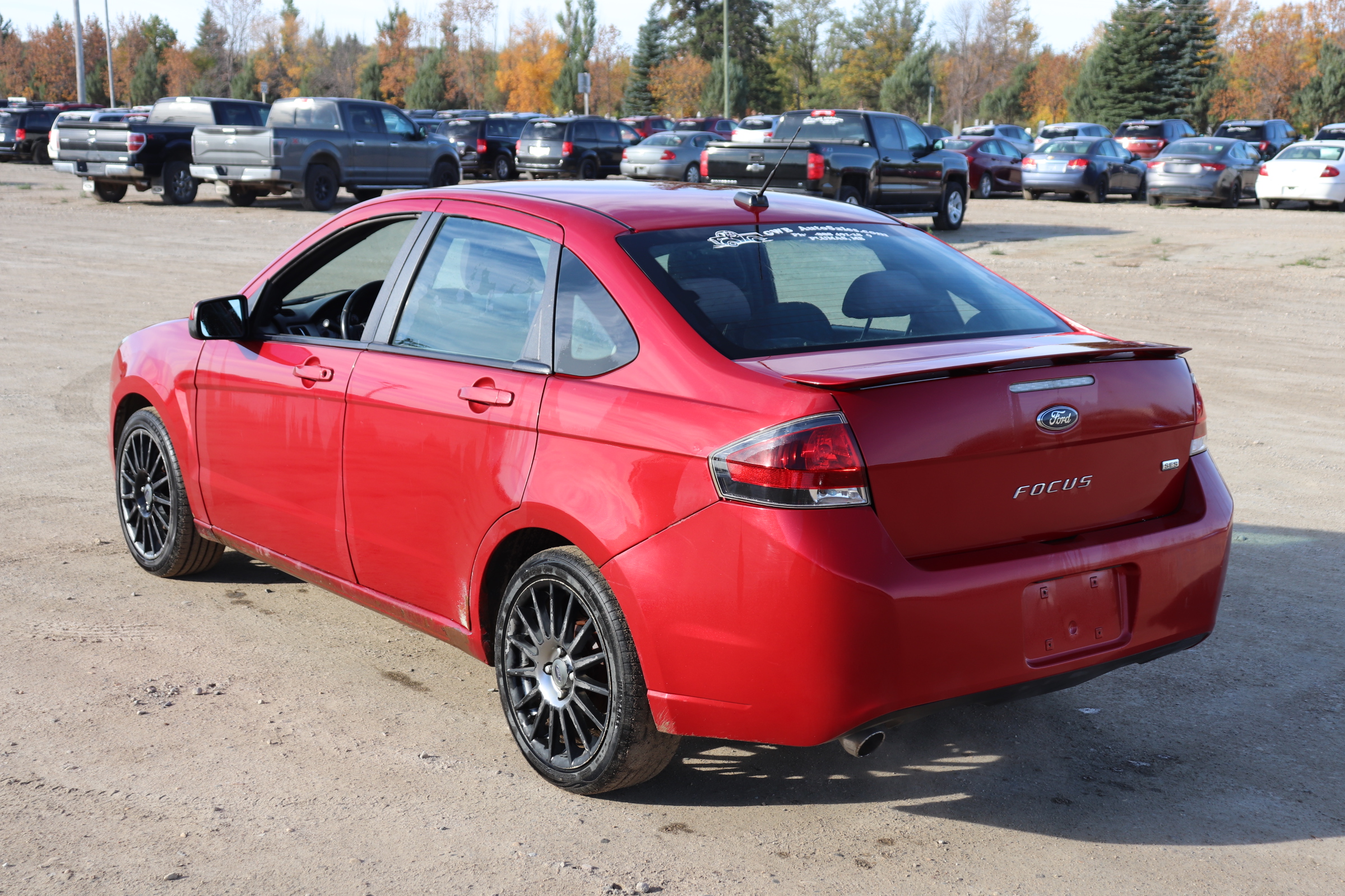 2010 Ford Focus (R)(C)(5) SES Sedan - 6