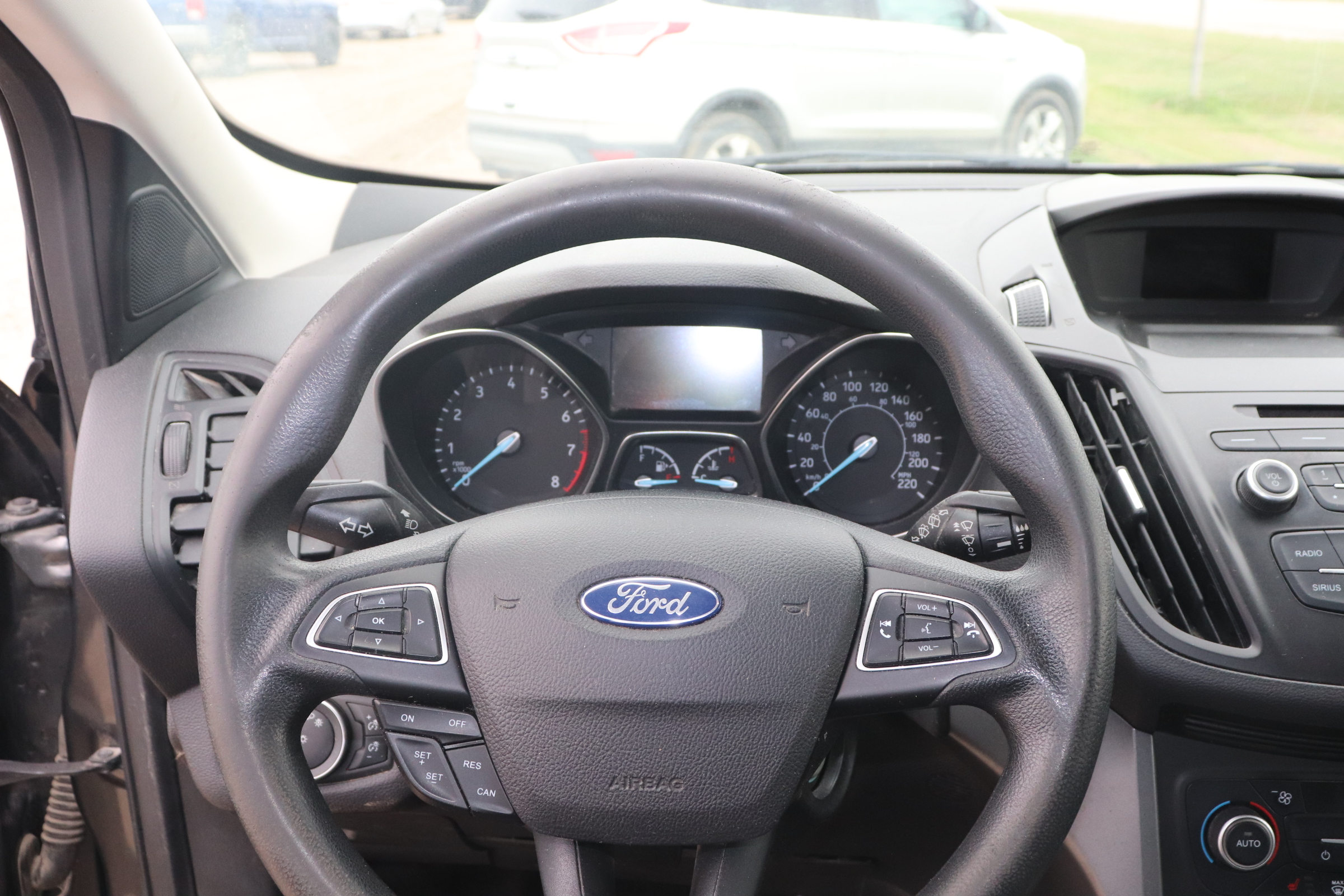 2018 Ford Escape (R)(G)(5) SE FWD - 15