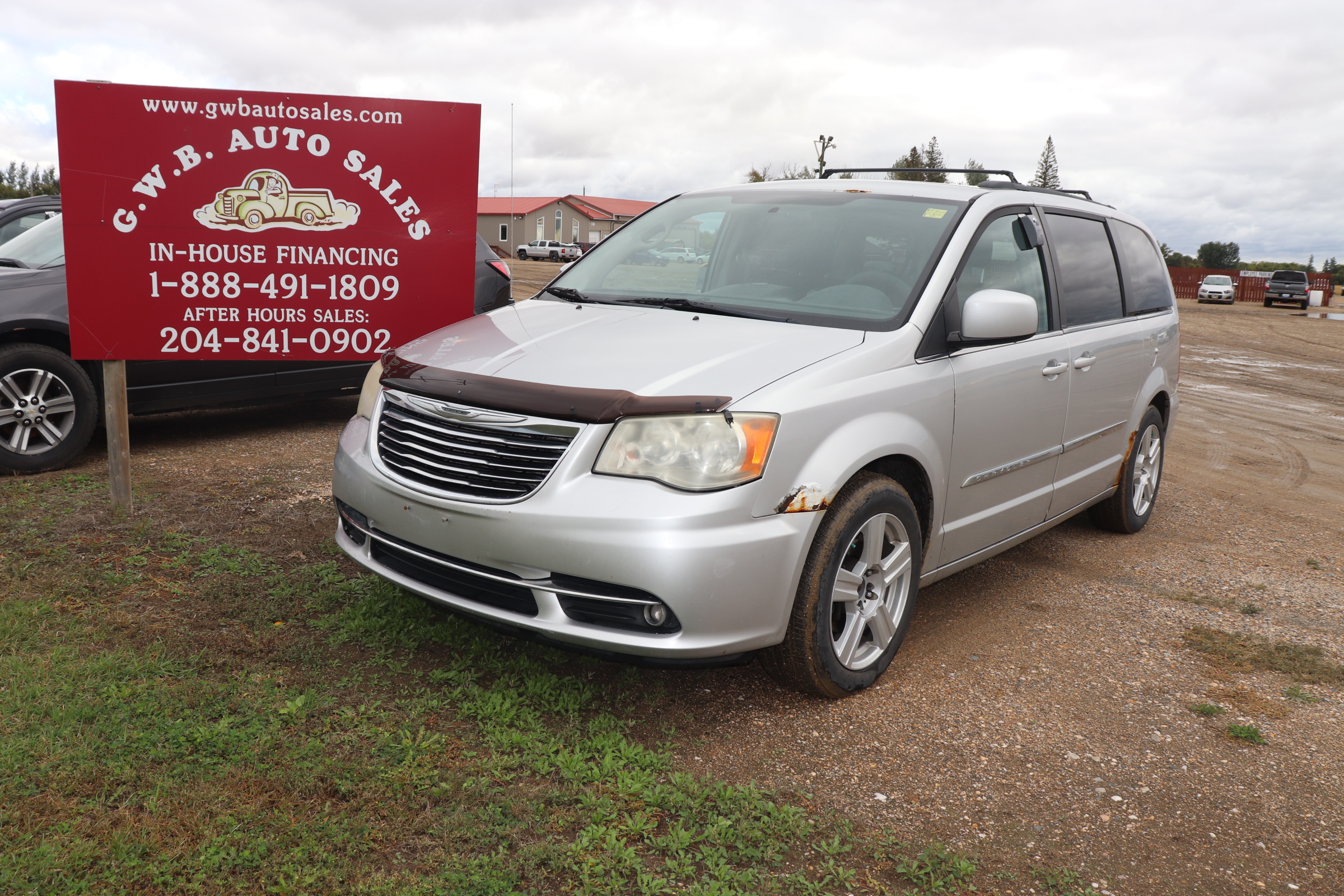 2012 Chrysler Town & Country (R)(E)(7) Touring - 2