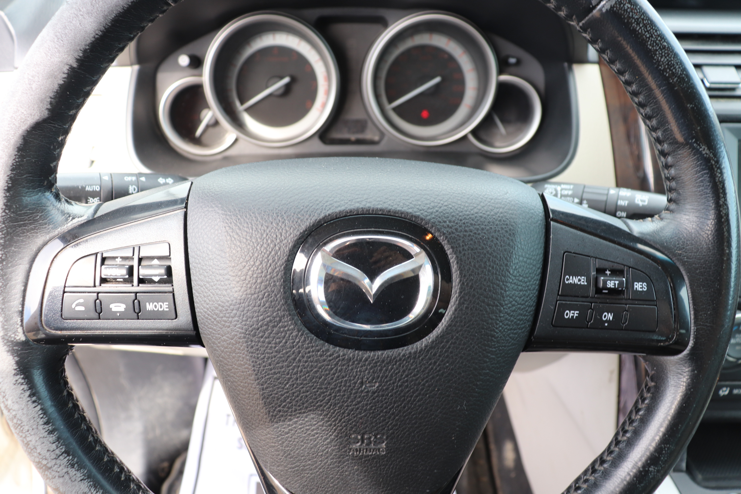 2011 Mazda CX-9 (R)(F)(7) Grand Touring AWD - 13
