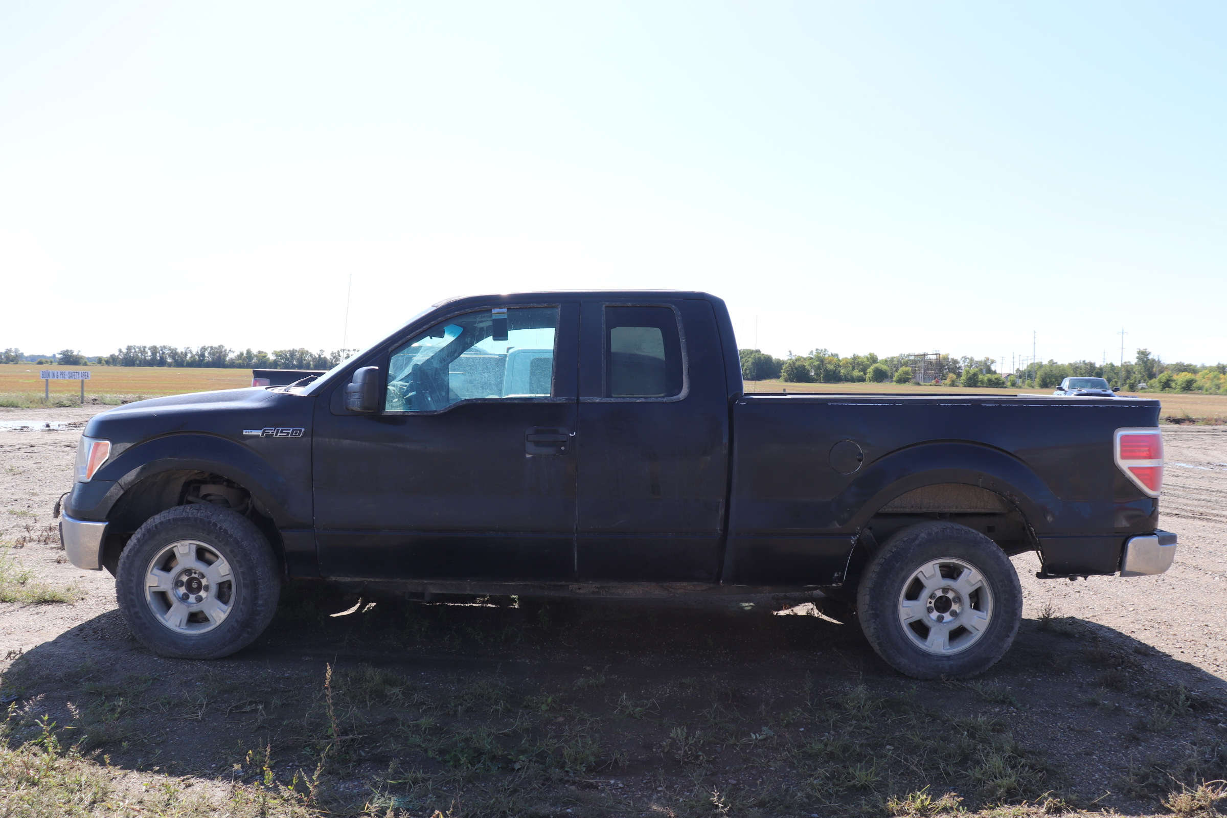 2012 Ford F-150 (R)(I)(5) XLT SuperCab 8-ft. Bed 4WD - 4