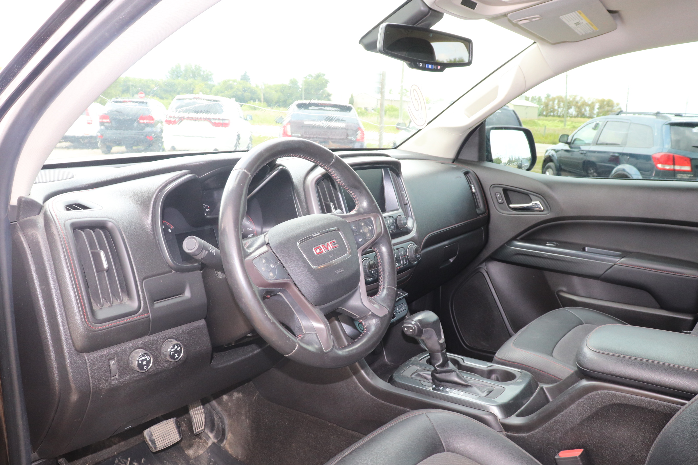 2016 GMC Canyon (R)(K)(5) SLE Crew Cab 4WD - 12