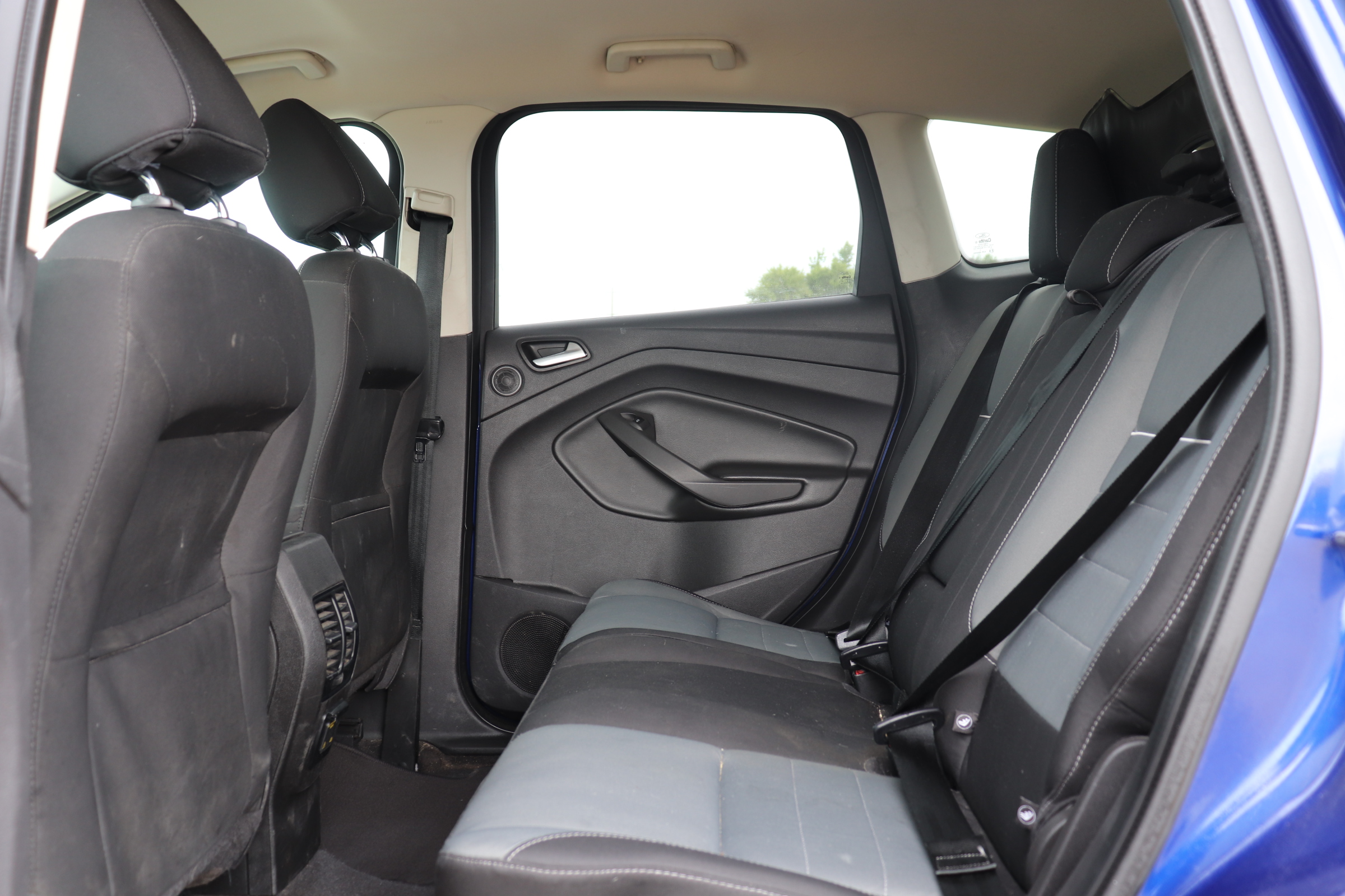 2014 Ford Escape (R)(G)(5) SE 4WD - 13