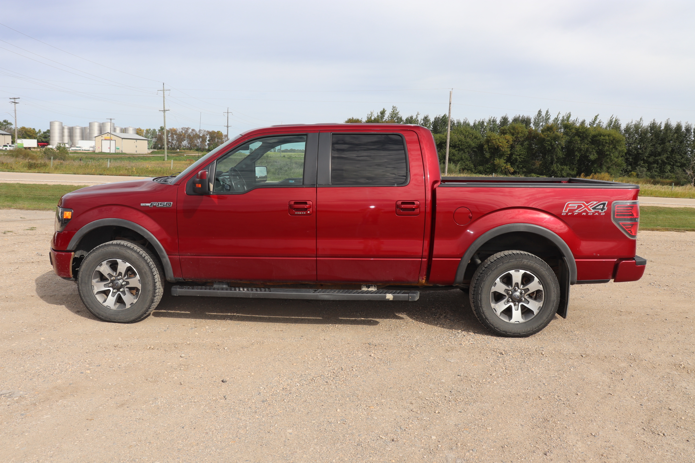 2014 Ford F-150 (R)(N)(5) XL SuperCrew 6.5-ft. Bed 4WD - 4