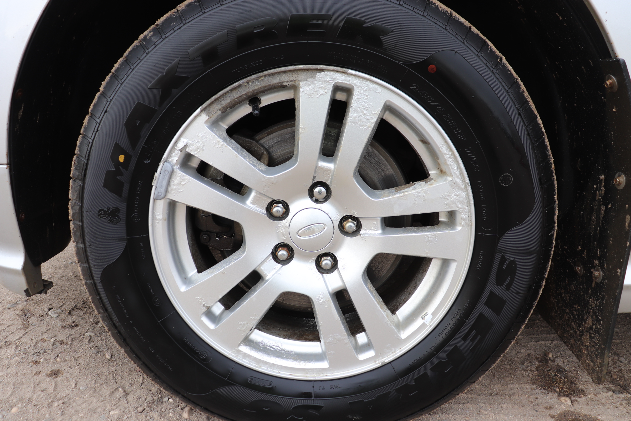 2011 Ford Edge (R)(F)(5) Sport AWD - 9