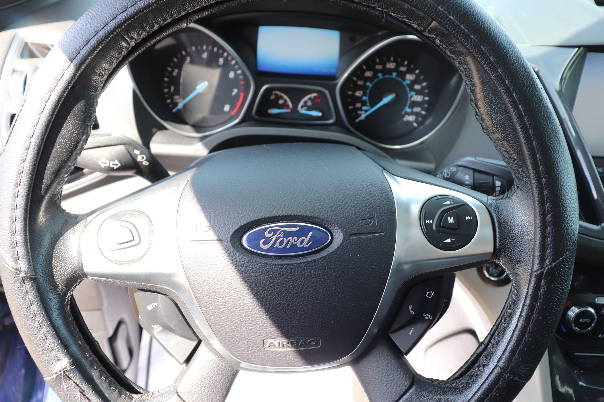 2013 Ford Escape (R)(E)(5) SEL FWD - 13