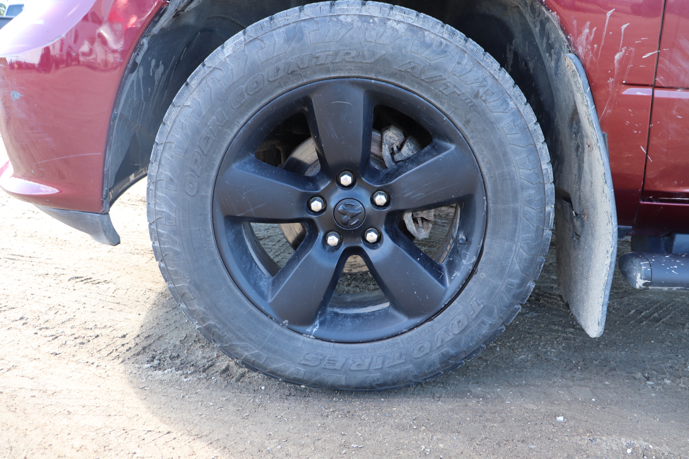 2021 RAM 1500 Classic (R)(W)(5) Tradesman Crew Cab SWB 4WD - 9