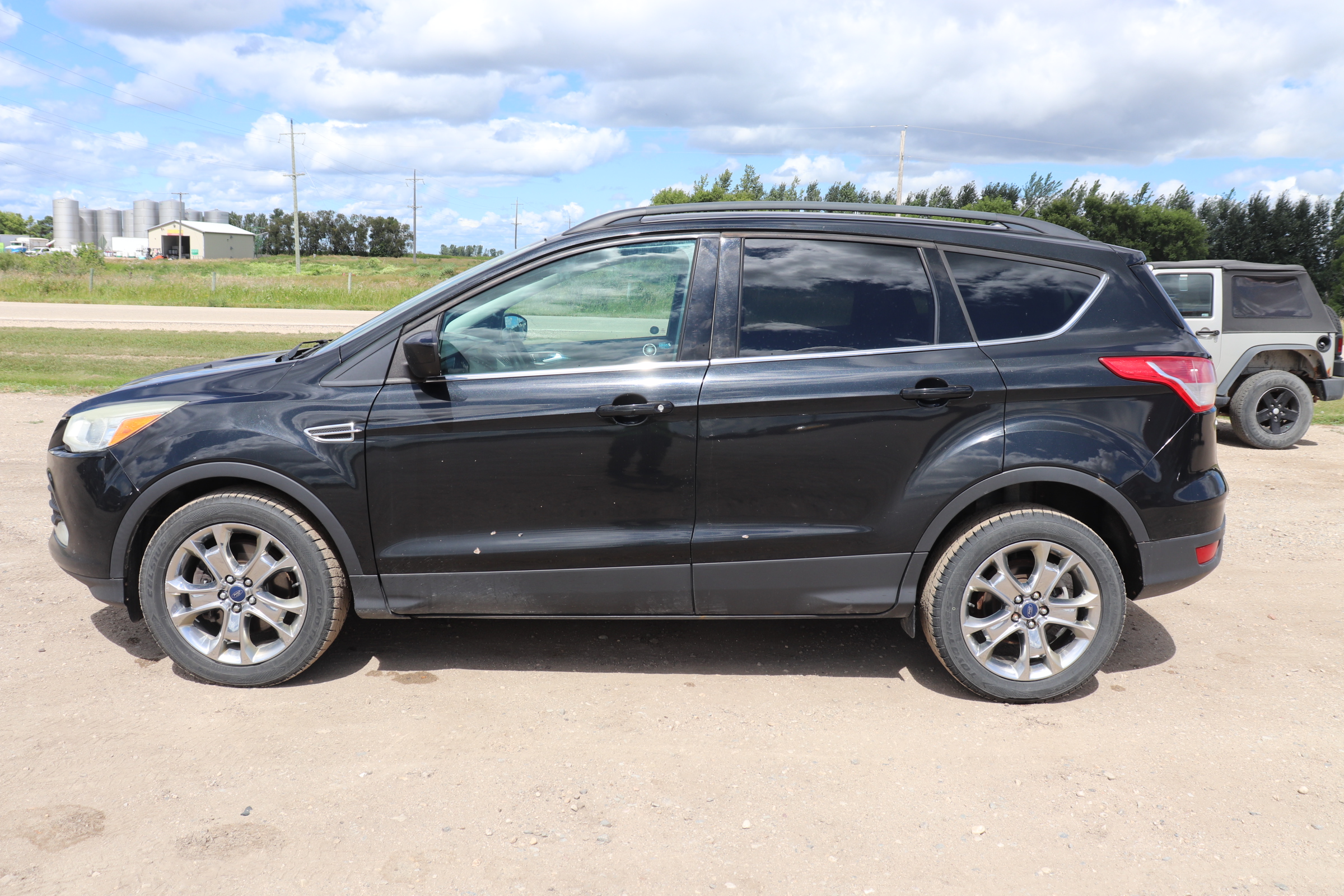 2014 Ford Escape (R)(C)(5) SE 4WD - 5