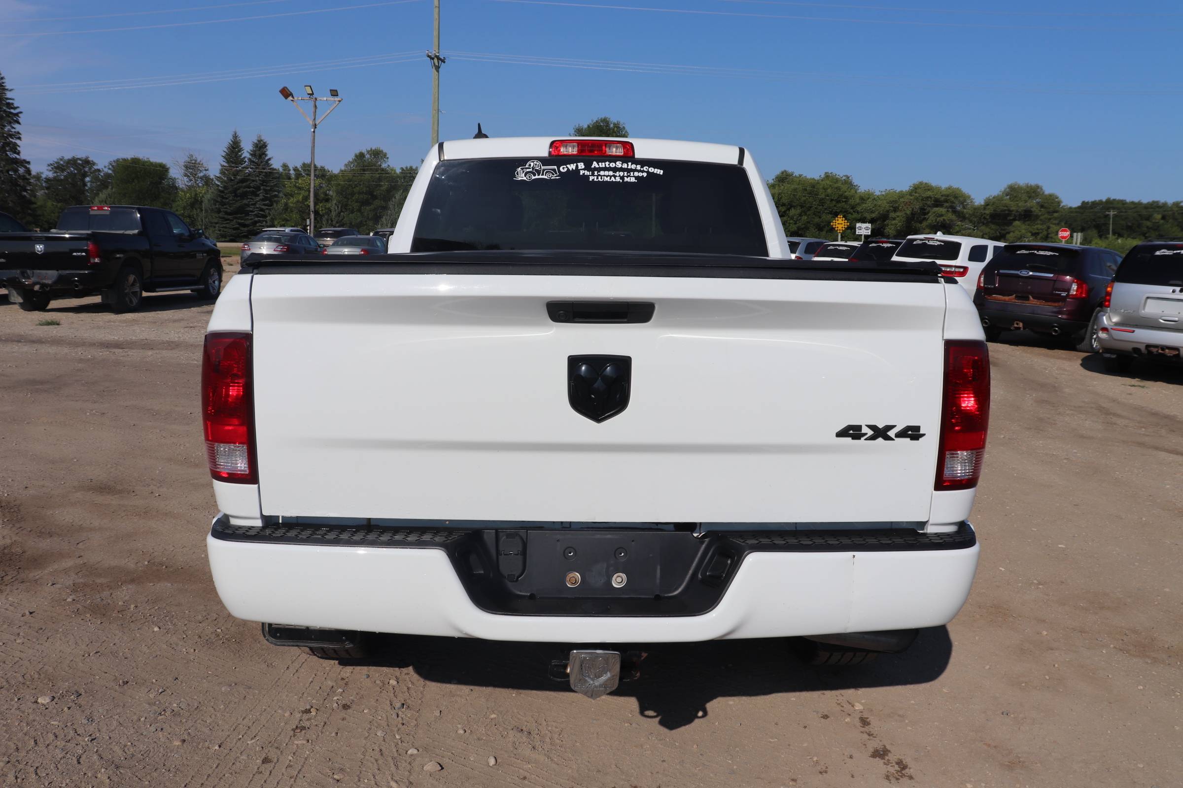 2020 RAM 1500 Classic (G)(W)(6) Tradesman Quad Cab 4WD - 7