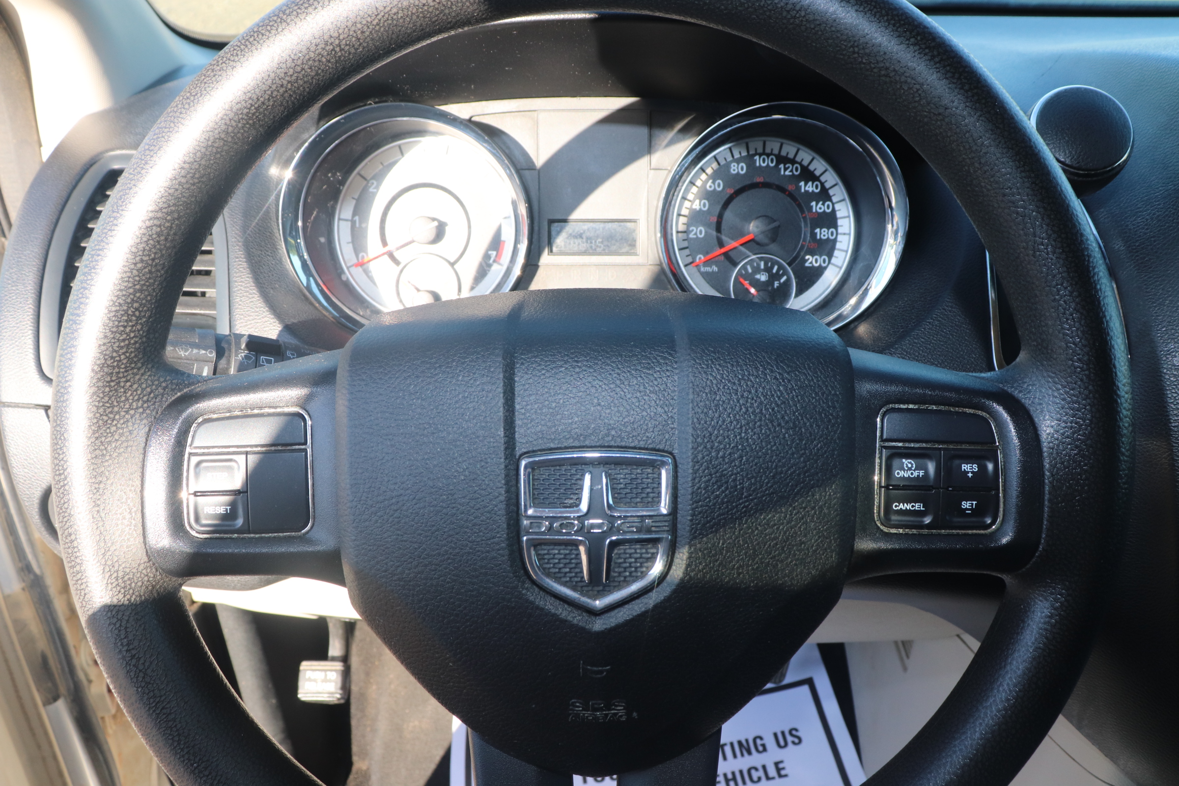 2011 Dodge Grand Caravan (R)(D)(7) Express - 11