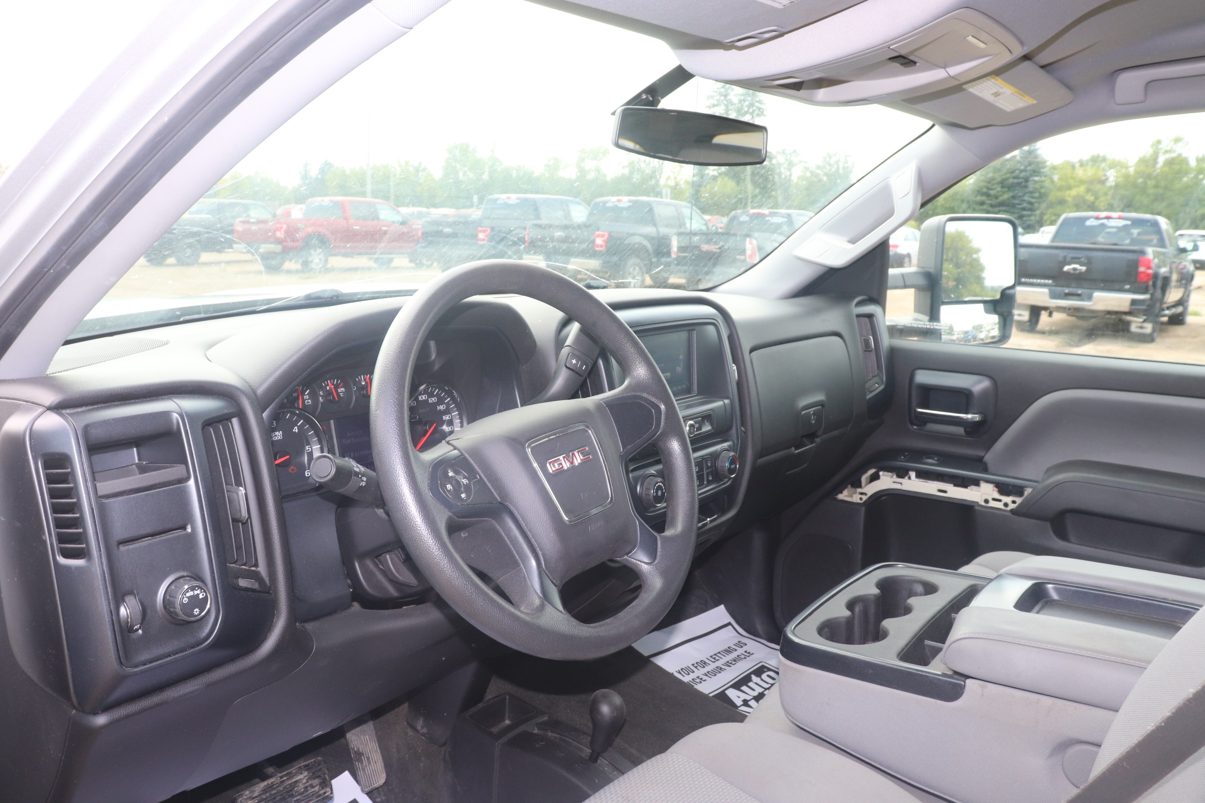 2016 GMC Sierra 1500 (R)(S)(5) Base Crew Cab Short Box 4WD - 10